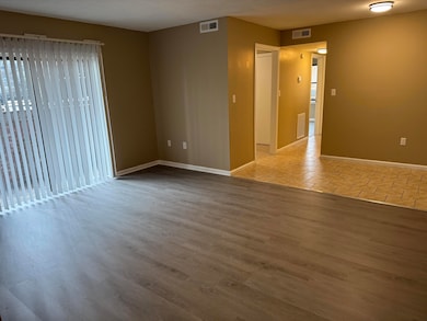 45 Vera Drive, Apt 4 2