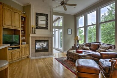 9630 Redbud Ln, Lenexa, KS 66220 - photo 5