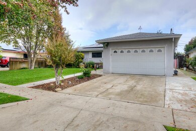4456 N Dearing Ave, Fresno, CA 93726 - photo 4