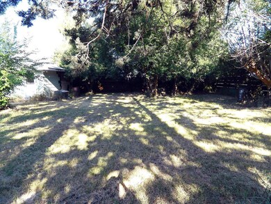 4033 Bristol Ave, Klamath Falls, OR 97603 - photo 4