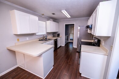 2807 Westport Cir, Conway, AR 72034 - photo 7