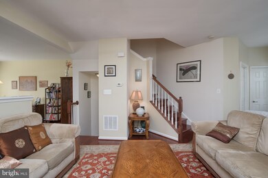 2275 Merseyside Dr, Woodbridge, VA 22191 - photo 4