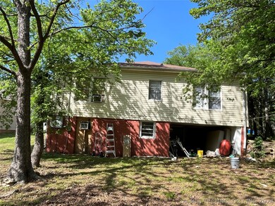404 E Creek, McAlester, OK 74501 - photo 3