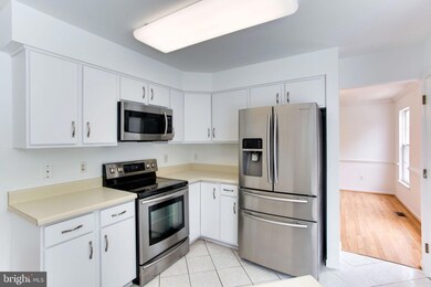 9304 Jan St, Manassas Park, VA 20111 - photo 5