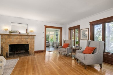 26 Beacon St, Chestnut Hill, MA 02467 - photo 5