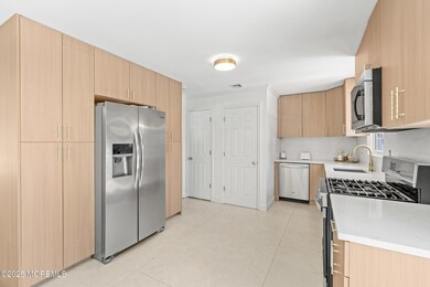 26 Hilltop Rd, West Long Branch, NJ 07764 - photo 7