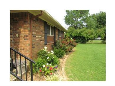 208 Western Hills Dr, Siloam Springs, AR 72761 - photo 4