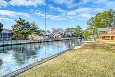 5516 Warren St, Chincoteague Island, VA 23336 - photo 4