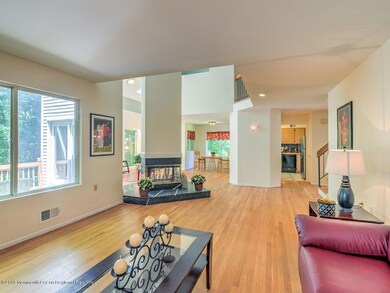 007_LIVING ROOM