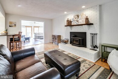 547 Buckhorn Rd, Sykesville, MD 21784 - photo 5