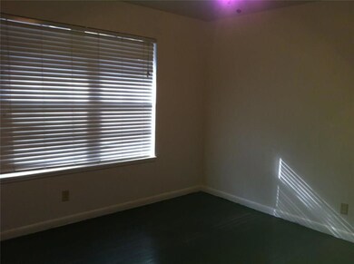 6457 Lontos Dr, Dallas, TX 75214 - photo 4