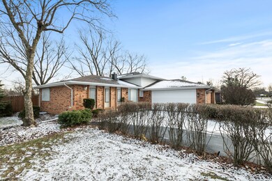 18205 Olde Farm Rd, Lansing, IL 60438 - photo 2