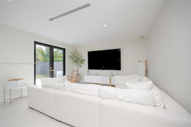 15282 SW 173rd Ln, Miami, FL 33187 - photo 6