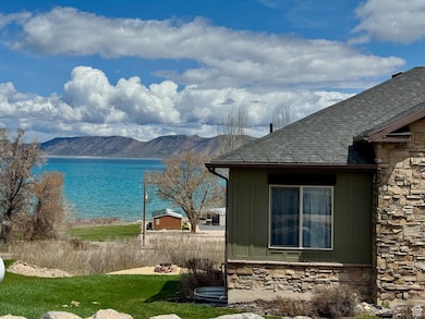 29 W Tamarind Way, Garden City, UT 84028 - photo 2