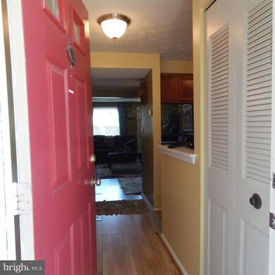 12526 Willow Spring Cir, Germantown, MD 20874 - photo 3