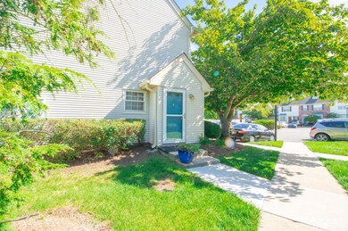 22 Keith Ct, Kendall Park, NJ 08824 - photo 2