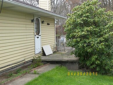SIDE ENTRANCE