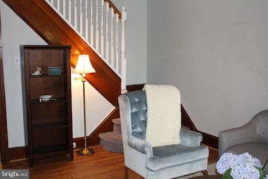 409 N York St, Pottstown, PA 19464 - photo 5