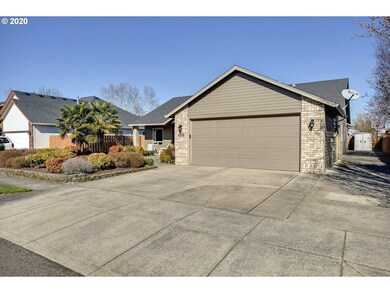 1730 SE 11th Place, Canby, OR 97013 - photo 2