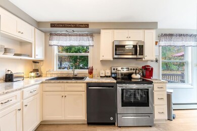 127 Barlen St, Farmington, ME 04938 - photo 4