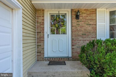 657 Cornwallis Dr, Mount Laurel, NJ 08054 - photo 4