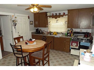 Kitchen. v