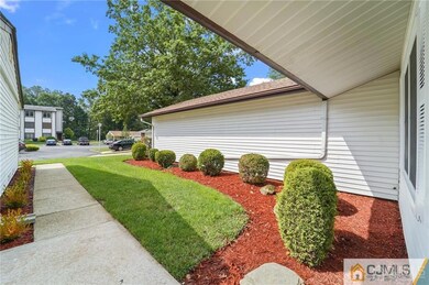 265 Crosse Dr unit B, Monroe Township, NJ 08831 - photo 5