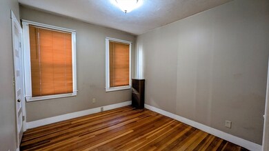 21 Fremont St, Lowell, MA 01850 - photo 6