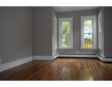 480 E Merrimack St, Lowell, MA 01852 - photo 2