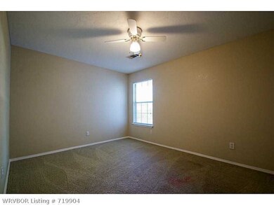 703 Wesley Ln, Muldrow, OK 74948 - photo 7