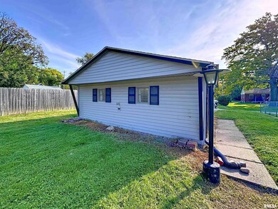 1223 31st St, Rock Island, IL 61201 - photo 3