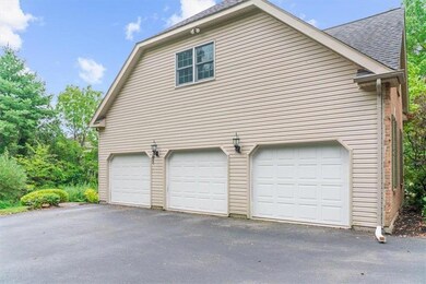 1319 Wynewood Rd, Orefield, PA 18069 - photo 6