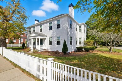 98 Main St unit 1, Falmouth, MA 02540 - photo 3