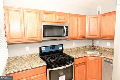 2554 Aisquith St, Baltimore, MD 21218 - photo 6