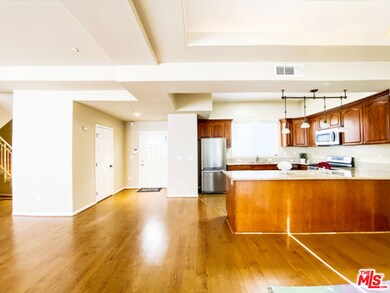 904 E Windsor Rd unit 103, Glendale, CA 91205 - photo 7