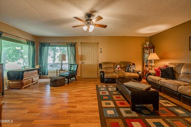 401 1st St SE, Mandan, ND 58554 - photo 3