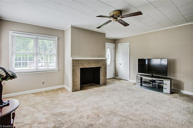 738 Morgan Ave, Asheboro, NC 27205 - photo 4