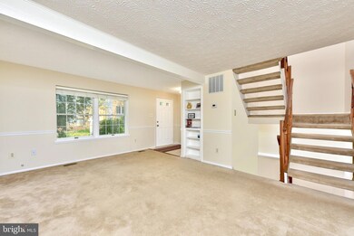 11524 Ivy Bush Ct, Reston, VA 20191 - photo 5