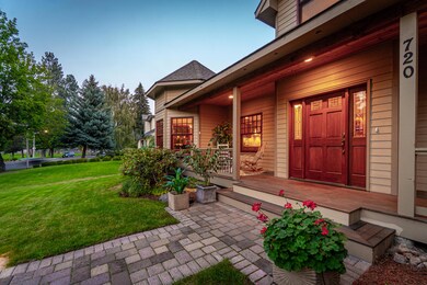 720 NW Riverside Blvd, Bend, OR 97701 - photo 4