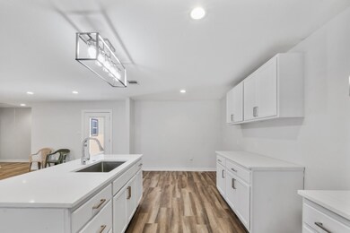 4610 Kingsbury St, Houston, TX 77021 - photo 4