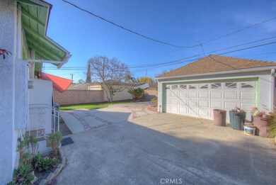 5927 Castana Ave, Lakewood, CA 90712 - photo 7