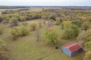 1271 County Road 2117, Gainesville, TX 76240 - photo 2
