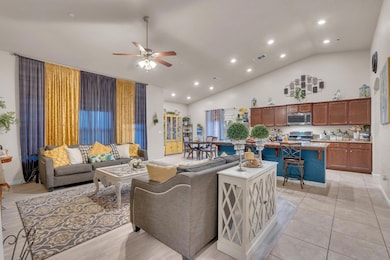 5302 W Homan Ave, Fresno, CA 93722 - photo 6