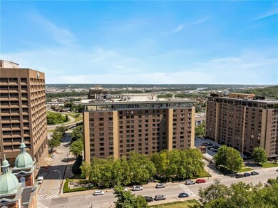 600 E 8th St unit 9D, Kansas City, MO 64106 - photo 3