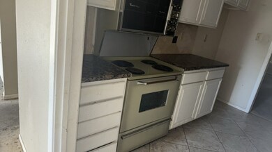 4713 Indian Trail unit 4, Baytown, TX 77521 - photo 7