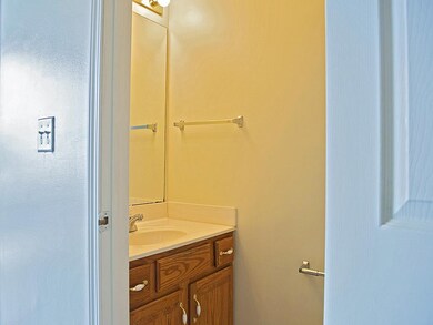 716 King Springs Rd unit 4, Johnson City, TN 37601 - photo 7