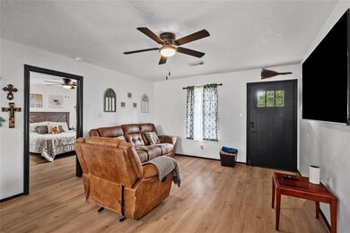 6556 County Road 168, Alvin, TX 77511 - photo 7