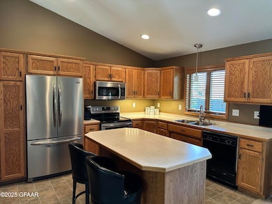 615 49th Ave S, Grand Forks, ND 58201 - photo 2