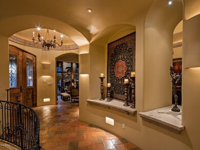 007_Foyer Entry