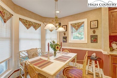 Breakfast Nook